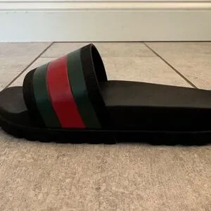 Gucci | Shoes | Mens Size 5 Womens Size 7gucci Slide Sandals  display picture 1